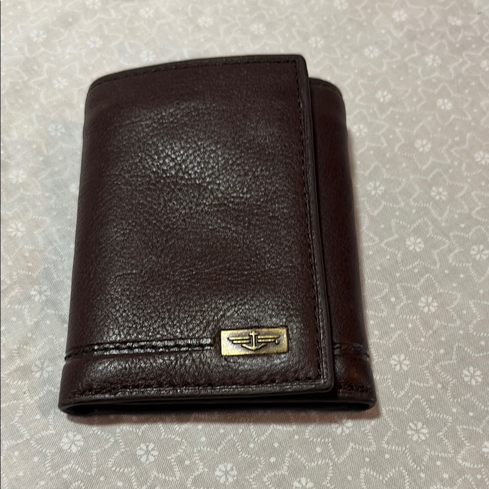 Dockers Genuine Leather Trifold Wallet